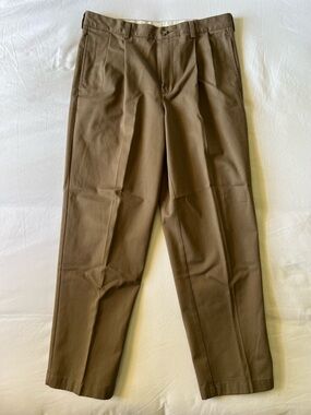 LL Bean Classic Fit Comfort Flat Front Dress Chino Pants 33x29